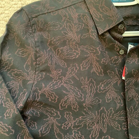 Perry Ellis Leaf Print Button Down NWT - Picture 1 of 10